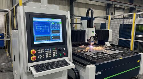 Solusi perusahaan terbaru tentang Panel PC Industri untuk Pemotongan Laser HMI: Antarmuka Kontrol Mesin untuk Peralatan Fabrikasi